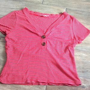 Red stripped crop tee